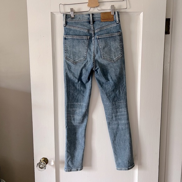 Denim Forum Lola skinny crop jeans - Picture 4 of 9